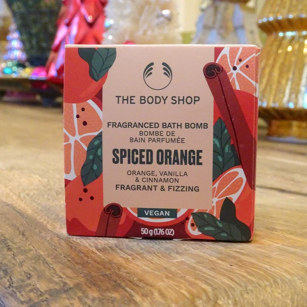 NEW! The Body Shop Vegan Spiced Orange Bath Bomb - Orange, Vanilla, Cinnamon